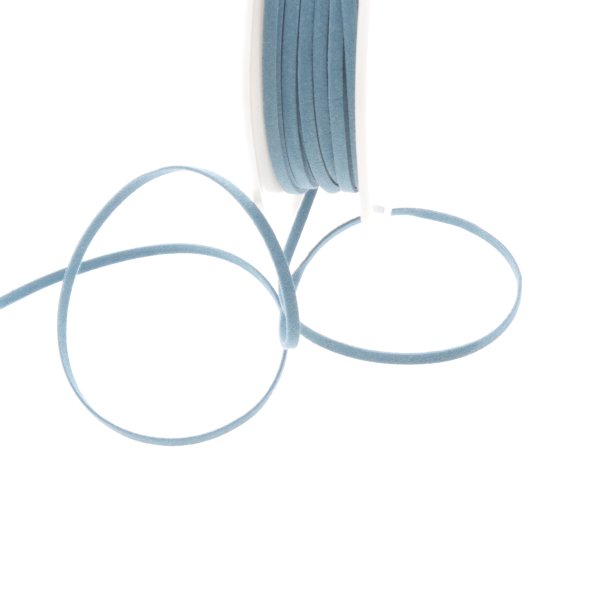 Lederband - col. 70 hellblau - 3 mm Breite - 25 m auf der Rolle - 18000-3-70